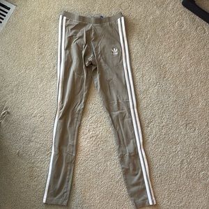NWOT Adidas Three Striped Legging